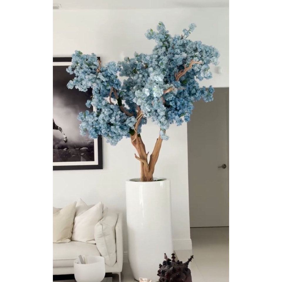 St. Tropez Vase in matte white with blue cherry blossoms – Evervale