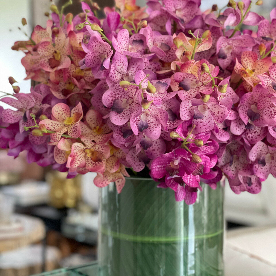 Mixed Mokara Orchids in Large Rotating Cylinder – Evervale