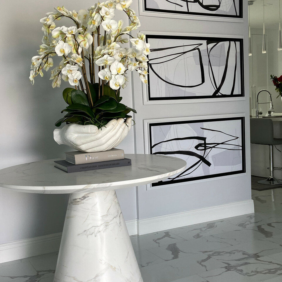 White Phalaenopsis Orchids in Vase with Sculpture "Open Hands" – Evervale