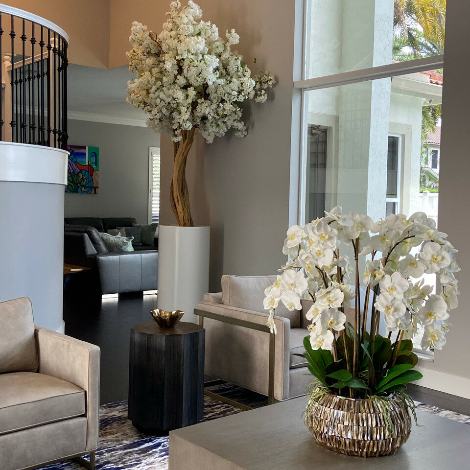 Matt Beige St. Tropez Vase with White Cherry Blossom Tree – Evervale