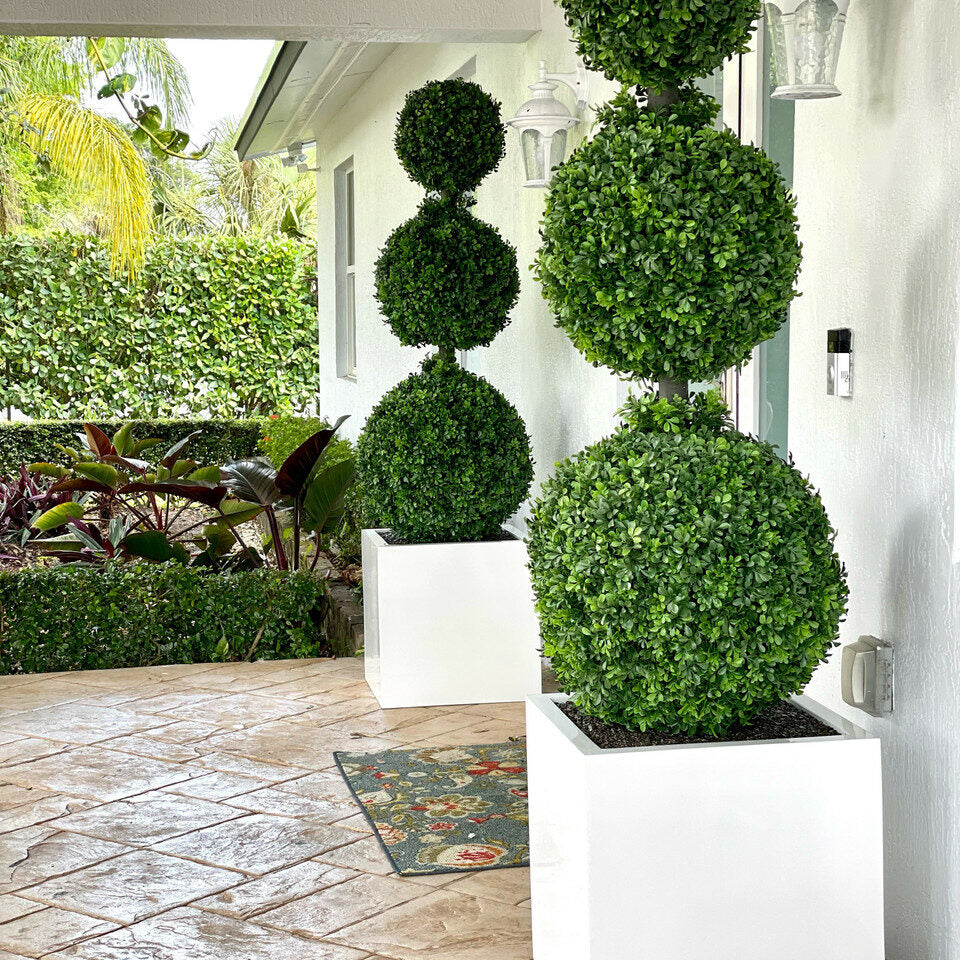 Triple Ball Topiary with Large Block Fiberglass Pot – Evervale