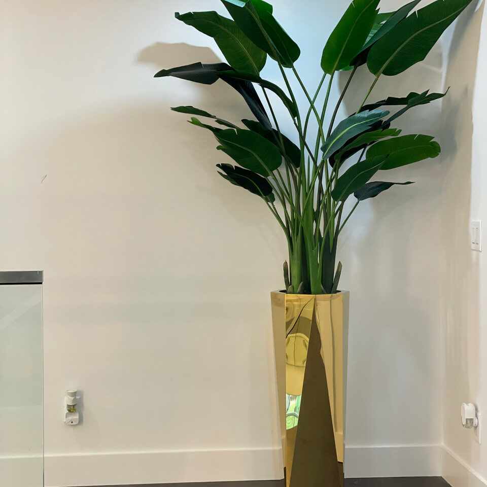 Golden prism vase with Bird of Paradise (7') – Evervale