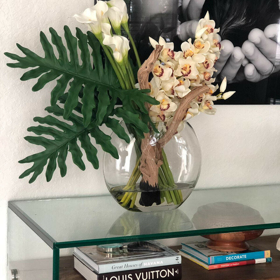 Lunar Vase with Cymbidium Orchids and Calla Lilies – Evervale